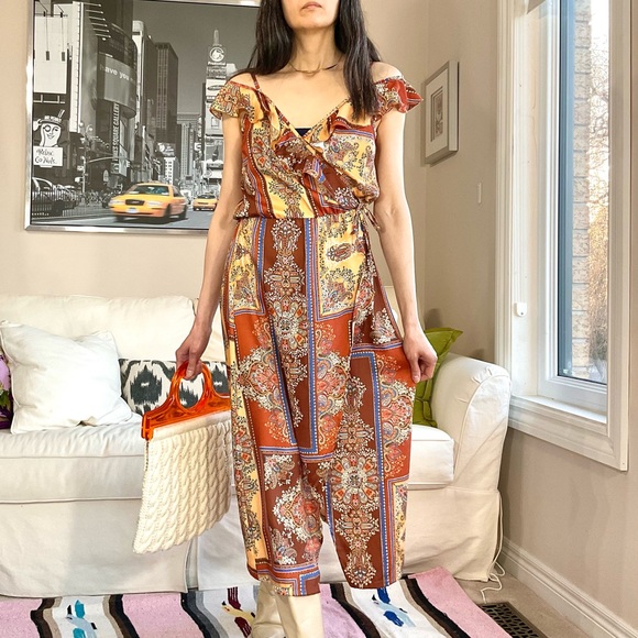 Floral scarf print cold shoulder wrap midi dress - Picture 2 of 15